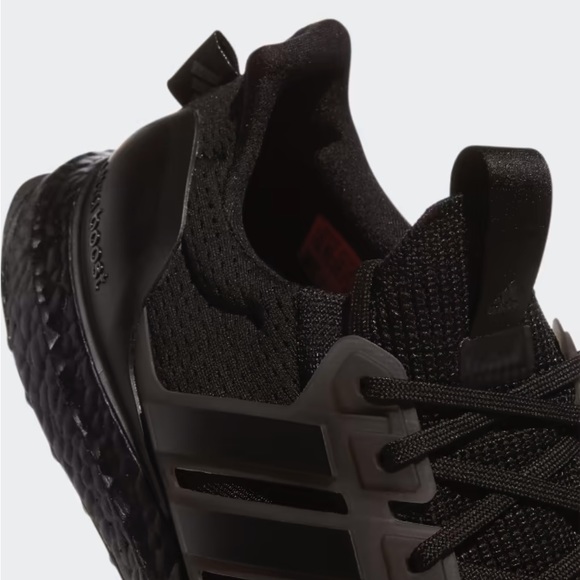 adidas UltraBOOST Mono Triple Black - Picture 5 of 10